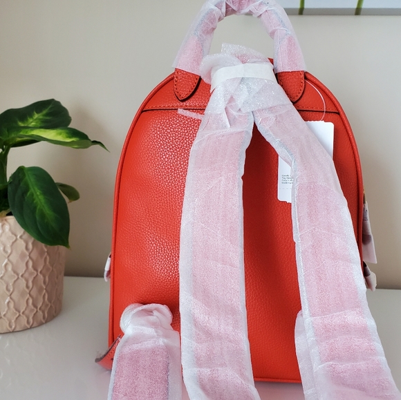 Coach Carrie Backpack 23 - Picture 5 of 12